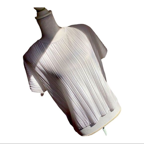 Rebecca Lynn Short sleeve Top or Cover-up - Picture 1 of 8